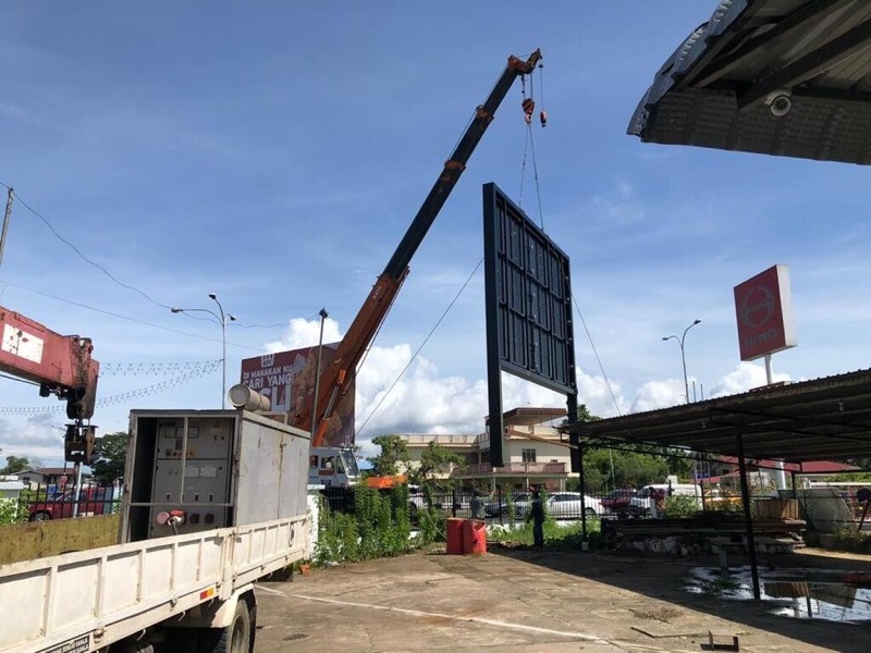 Jalan Kuhara installation